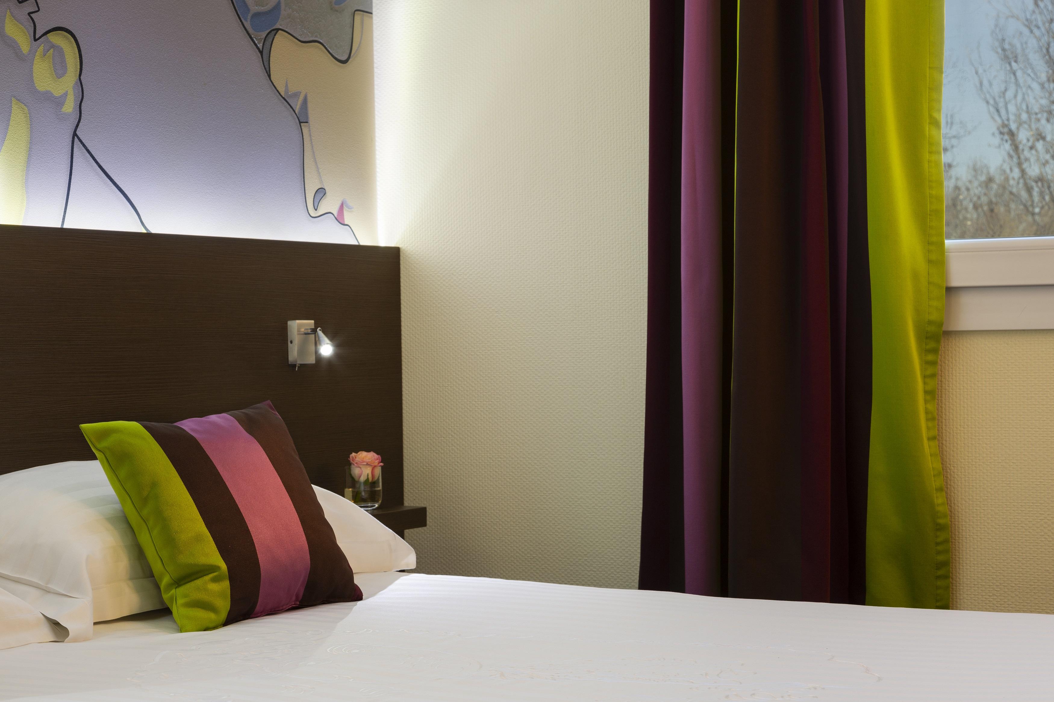 B&B Hotel Colmar Liberte 4 Etoiles ภายนอก รูปภาพ