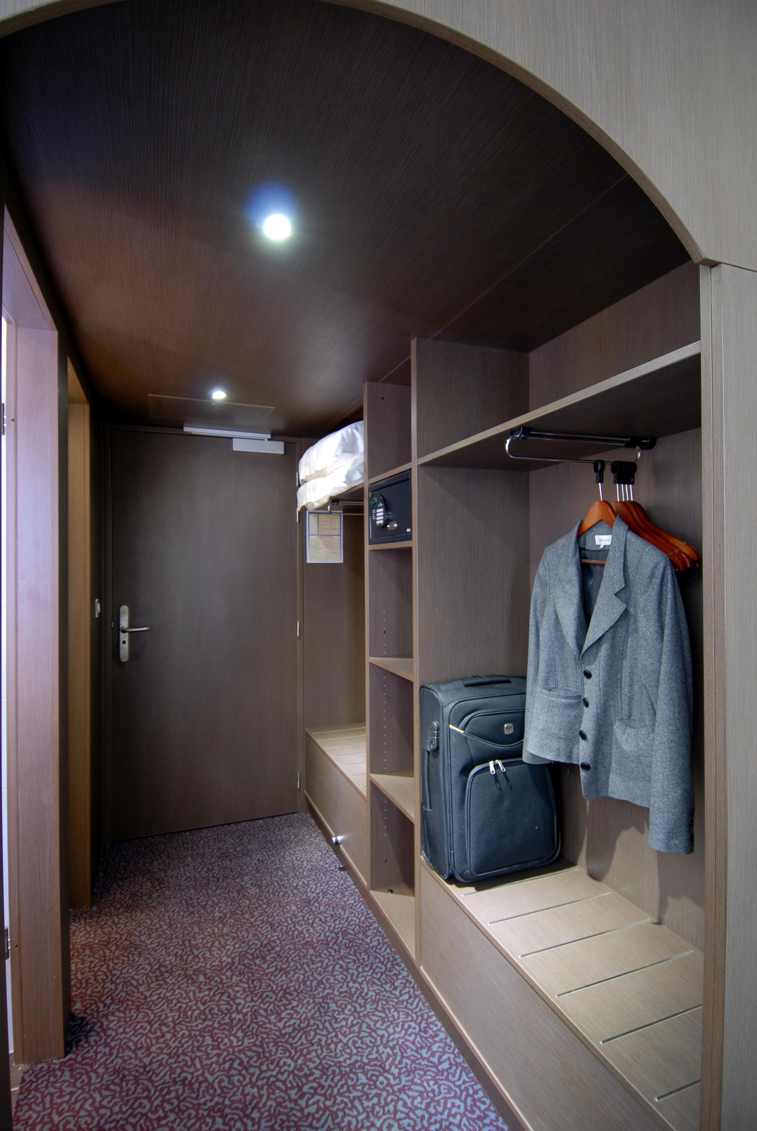 B&B Hotel Colmar Liberte 4 Etoiles ภายนอก รูปภาพ