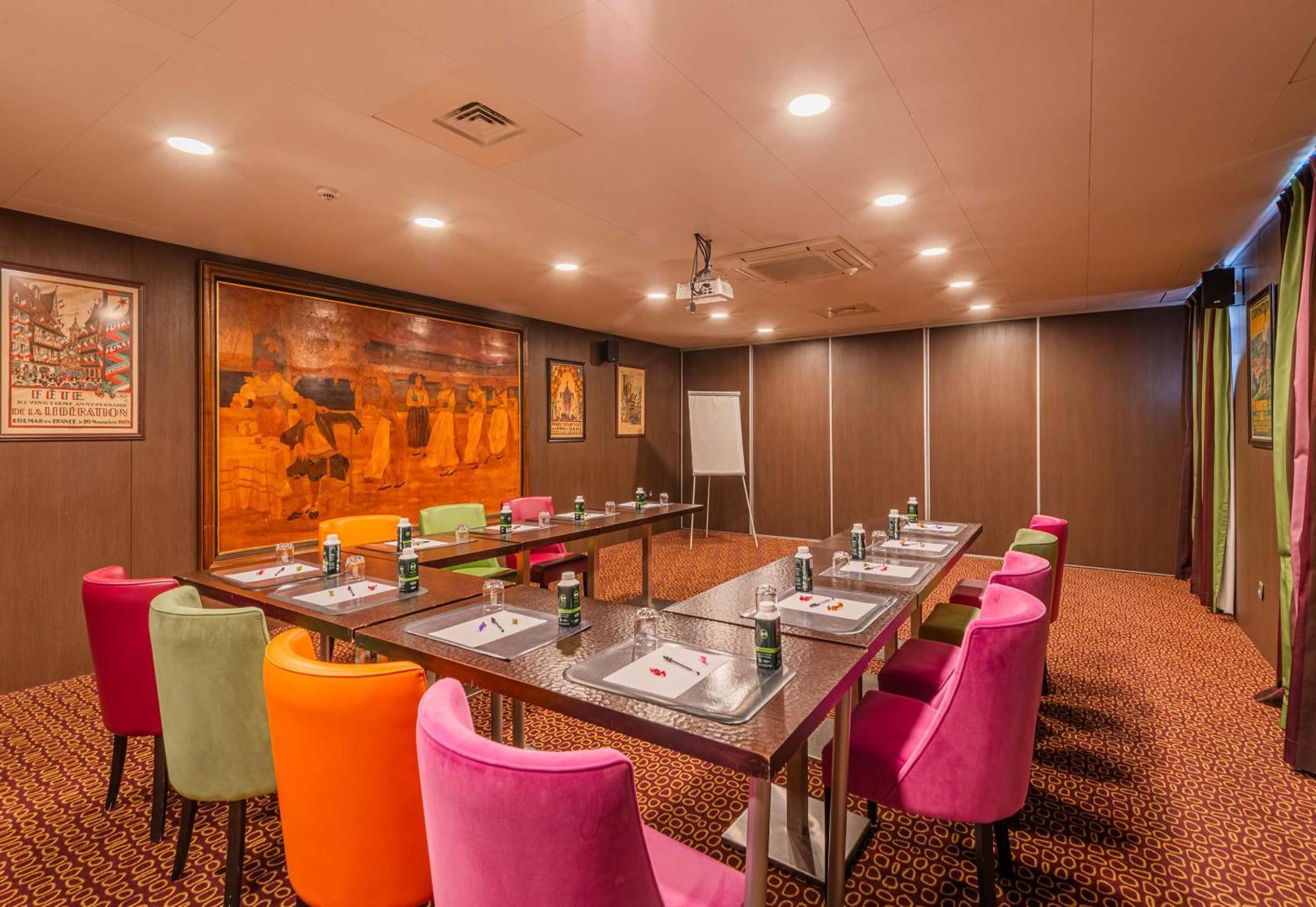 B&B Hotel Colmar Liberte 4 Etoiles ภายนอก รูปภาพ
