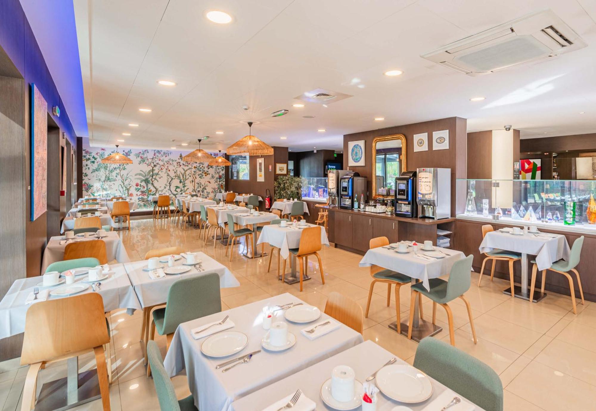 B&B Hotel Colmar Liberte 4 Etoiles ภายนอก รูปภาพ