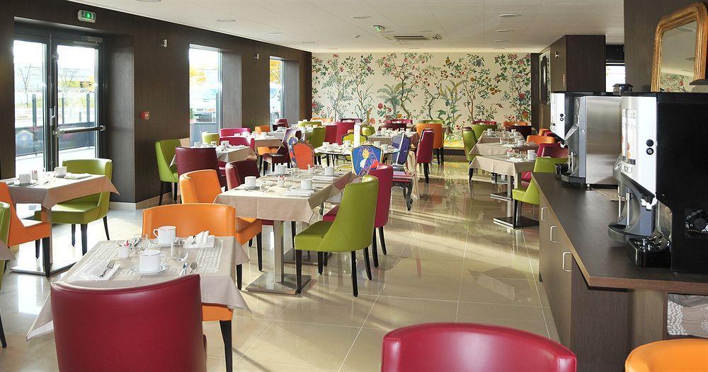 B&B Hotel Colmar Liberte 4 Etoiles ภายนอก รูปภาพ